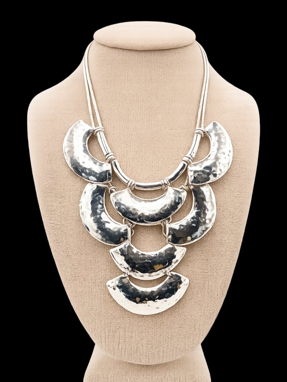Chico’s Silver Tone Hammered Bib Statement Necklace NWT Adjustable
